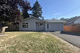 324 N 5th St, Saint Helens, OR 97051 - Photo 1