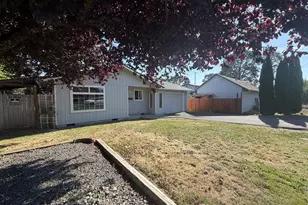 324 N 5th St, Saint Helens, OR 97051 - Photo 15