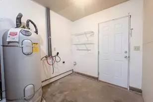 324 N 5th St, Saint Helens, OR 97051 - Photo 9