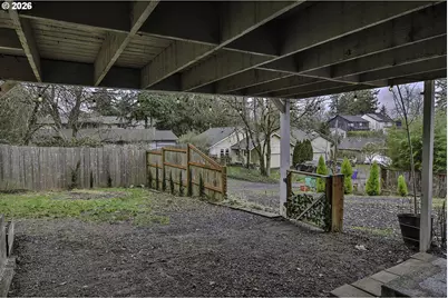 9740 SW 51st Ave, Portland, OR 97219 - Photo 33