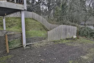 9740 SW 51st Ave, Portland, OR 97219 - Photo 39