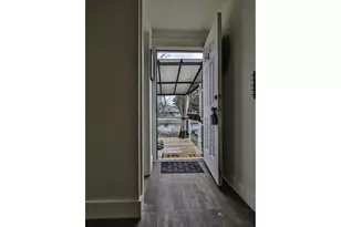 9740 SW 51st Ave, Portland, OR 97219 - Photo 23