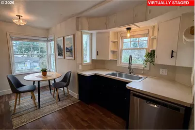 9740 SW 51st Ave, Portland, OR 97219 - Photo 7