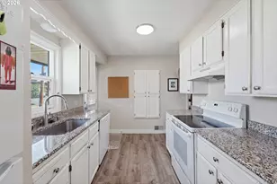 320 High St, Oregon City, OR 97045 - Photo 7