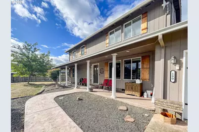 180 Twin Springs Ln, Roseburg, OR 97470 - Photo 3