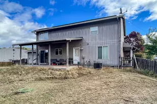 180 Twin Springs Ln, Roseburg, OR 97470 - Photo 31