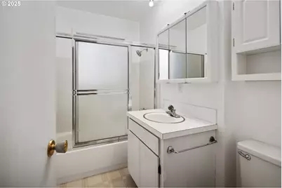 11613 Pacific Ct NE, Woodburn, OR 97071 - Photo 11