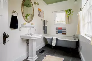 2002 NE 13th Ave, Portland, OR 97212 - Photo 21