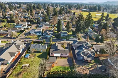 833 SE 151st Ave, Portland, OR 97233 - Photo 45