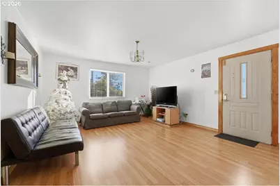 833 SE 151st Ave, Portland, OR 97233 - Photo 11