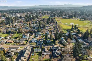 833 SE 151st Ave, Portland, OR 97233 - Photo 43