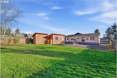 833 SE 151st Ave, Portland, OR 97233 - Photo 39