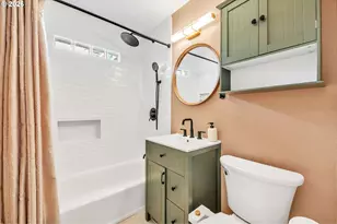 3811 Souza St, Eugene, OR 97402 - Photo 15