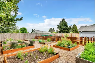 3811 Souza St, Eugene, OR 97402 - Photo 37