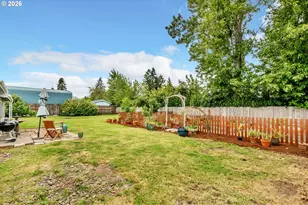 3811 Souza St, Eugene, OR 97402 - Photo 35