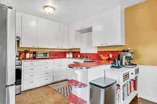 3811 Souza St, Eugene, OR 97402 - Photo 9