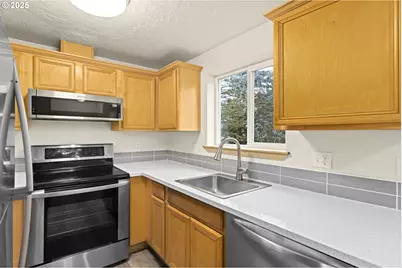 2535 SE 141st Ave #2, Portland, OR 97236 - Photo 13