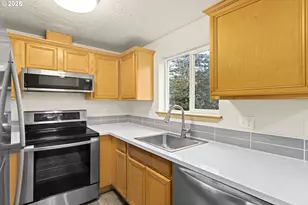 2535 SE 141st Ave, Portland, OR 97236 - Photo 13