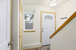 2535 SE 141st Ave, Portland, OR 97236 - Photo 5