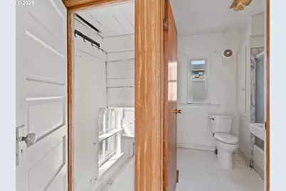3954 SE Taylor St, Portland, OR 97214 - Photo 17