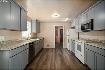 2806 Livingston Sta, Salem, OR 97301 - Photo 5