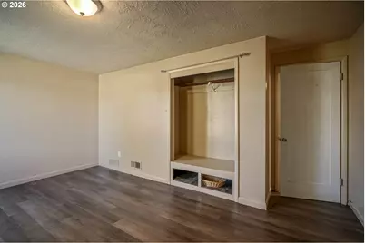 2806 Livingston Sta, Salem, OR 97301 - Photo 9