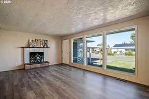 2806 Livingston Sta, Salem, OR 97301 - Photo 3