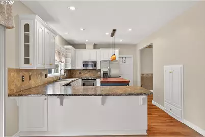 721 S Park St, Carlton, OR 97111 - Photo 23