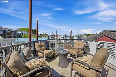 209 N Bridgeton Rd, Portland, OR 97217 - Photo 33