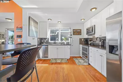 209 N Bridgeton Rd, Portland, OR 97217 - Photo 11