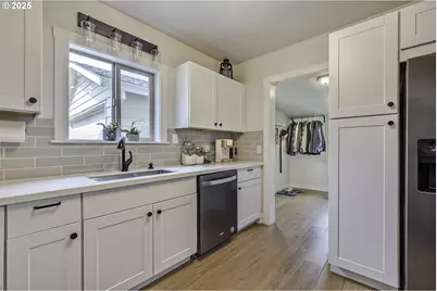 2815 18th Ave, Forest Grove, OR 97116 - Photo 13