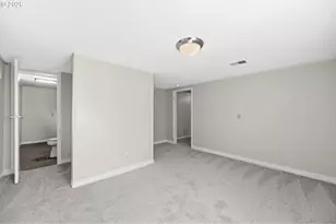 4934 SE Harvey St, Milwaukie, OR 97222 - Photo 35