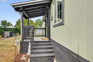 310 Pitney Ln, Junction City, OR 97448 - Photo 5