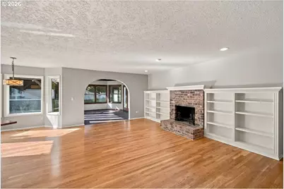 13750 SW Hiteon Dr, Beaverton, OR 97008 - Photo 21
