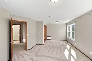 13750 SW Hiteon Dr, Beaverton, OR 97008 - Photo 31