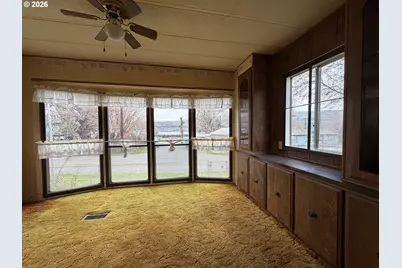 217 Main St, Wishram, WA 98673 - Photo 7