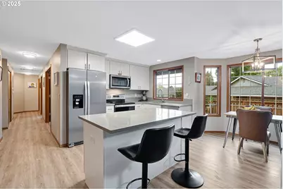 20168 SW Tillamook Ct, Tualatin, OR 97062 - Photo 13