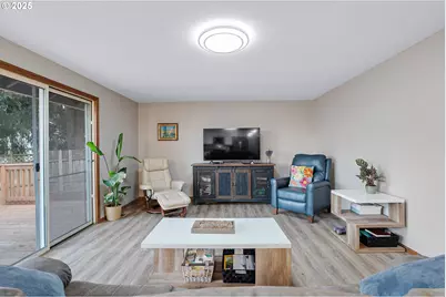 20168 SW Tillamook Ct, Tualatin, OR 97062 - Photo 21