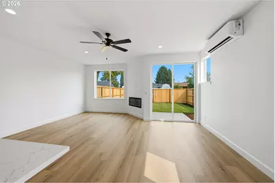 1421 NE 18th St, McMinnville, OR 97128 - Photo 11