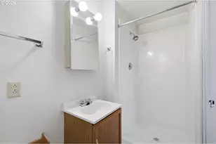 522 65th St, Springfield, OR 97478 - Photo 21