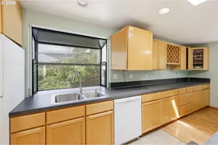 522 65th St, Springfield, OR 97478 - Photo 13