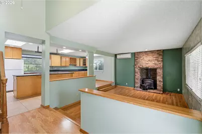 522 65th St, Springfield, OR 97478 - Photo 5