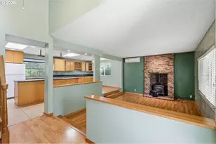 522 65th St, Springfield, OR 97478 - Photo 5