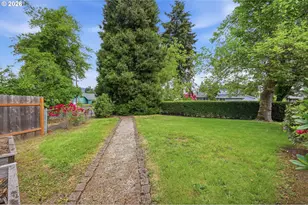 522 65th St, Springfield, OR 97478 - Photo 33
