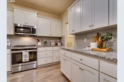 19973 SW 62nd Ter, Tualatin, OR 97062 - Photo 7