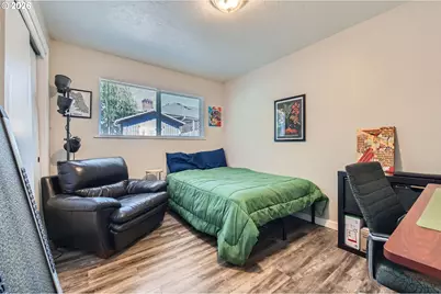 1643 NE 74th Ave, Portland, OR 97213 - Photo 15