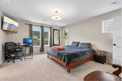 215 W Barbaras Way, Newberg, OR 97132 - Photo 21