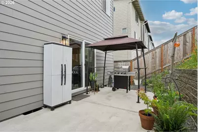 215 W Barbaras Way, Newberg, OR 97132 - Photo 37