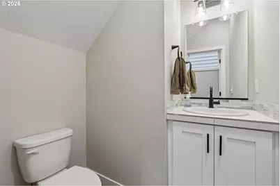 215 W Barbaras Way, Newberg, OR 97132 - Photo 19