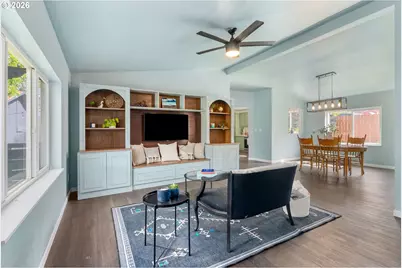 11 Second St, Carson, WA 98610 - Photo 7